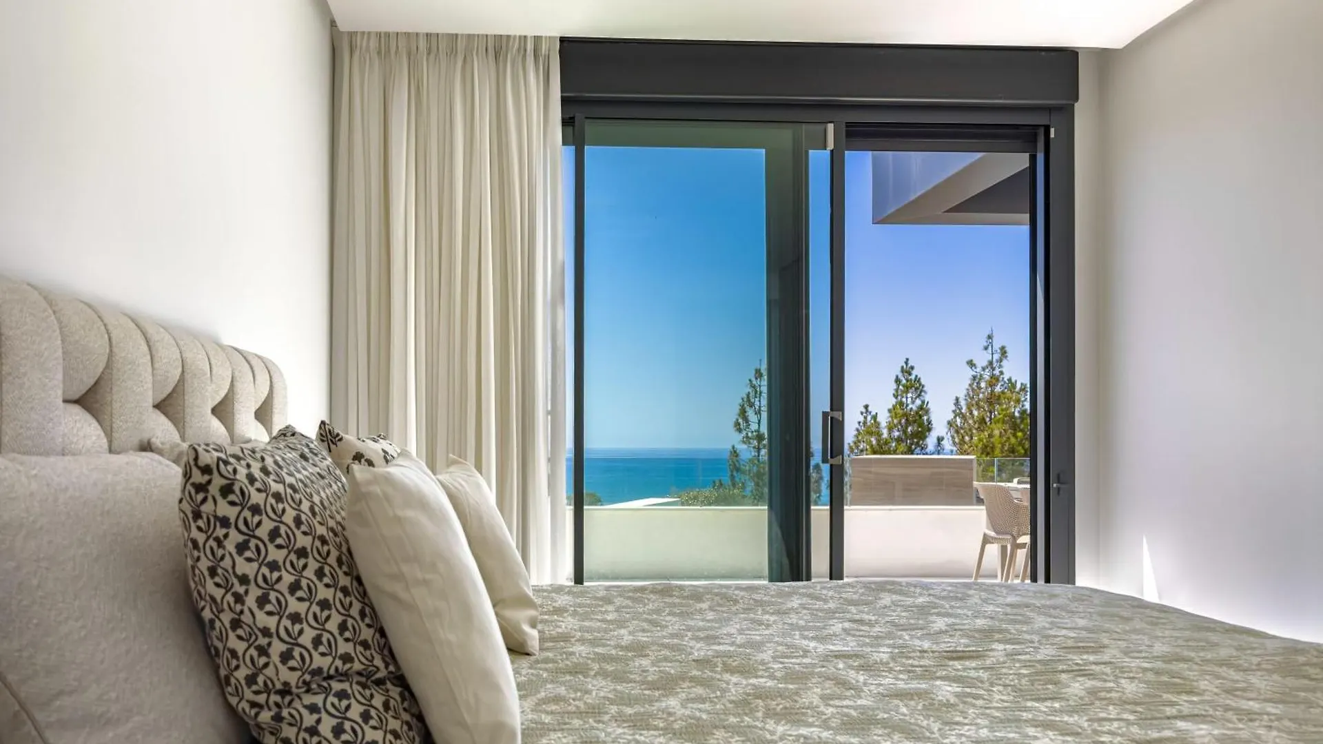 Los Acebos Private Pool Terrace Views Apartment Marbella